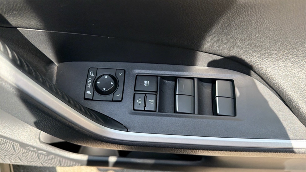 Toyota Rav 4 Dynamic Black #34