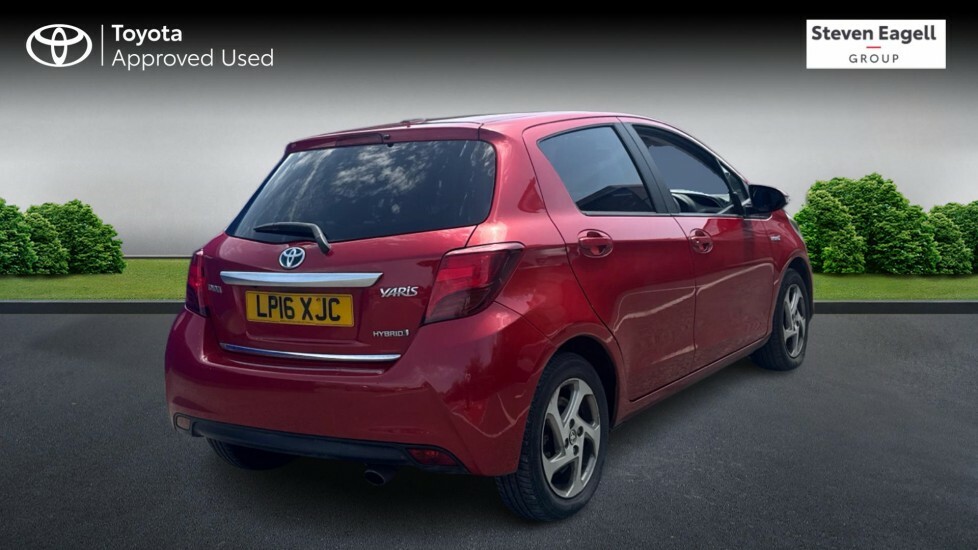 Toyota Yaris 1.5 Vvt-h Icon E-cvt Euro 6 Red #2
