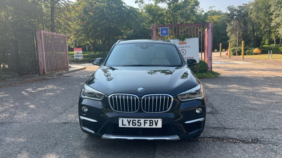 BMW X1 Sport White #22
