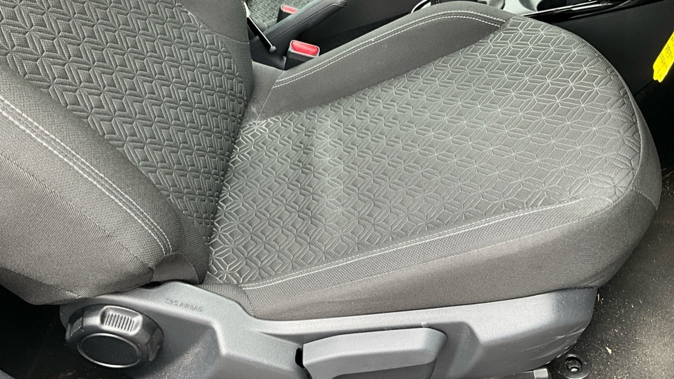 Toyota Aygo X Edge Automatic Green #17