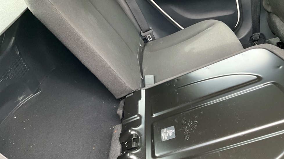 Toyota Aygo X Edge Automatic Green #18