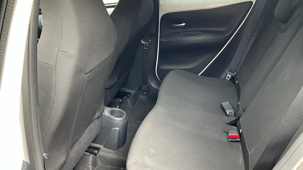 Toyota Aygo X Edge Automatic Green #15
