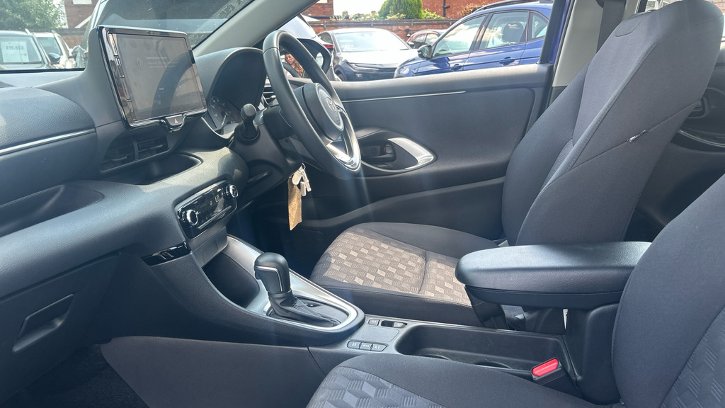 Toyota Yaris 1.5 Vvt-h Icon E-cvt Euro 6 Ss Blue #5