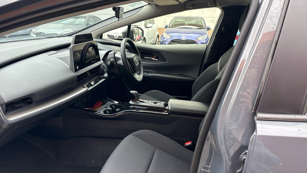 Toyota Prius 2.0 13.6Kwh Design Cvt Euro 6 Ss Grey #5