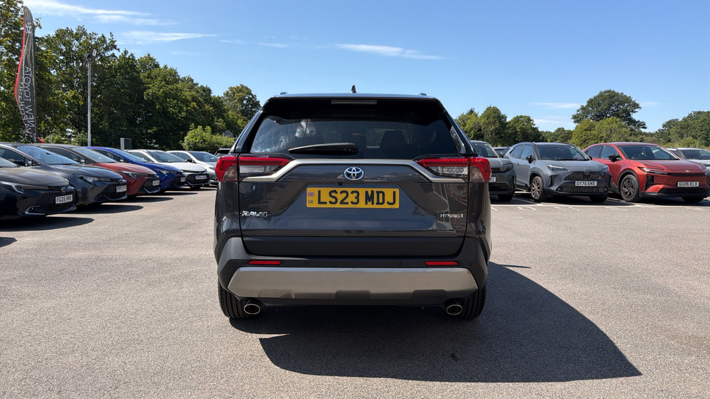Toyota Rav 4 Design #26