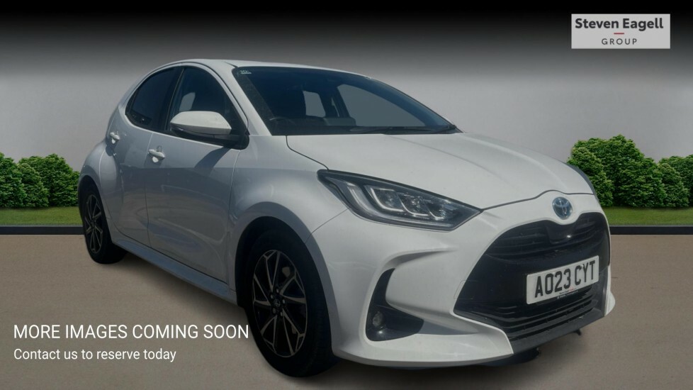 Toyota Yaris 1.5 Vvt-h Design E-cvt Euro 6 Ss White