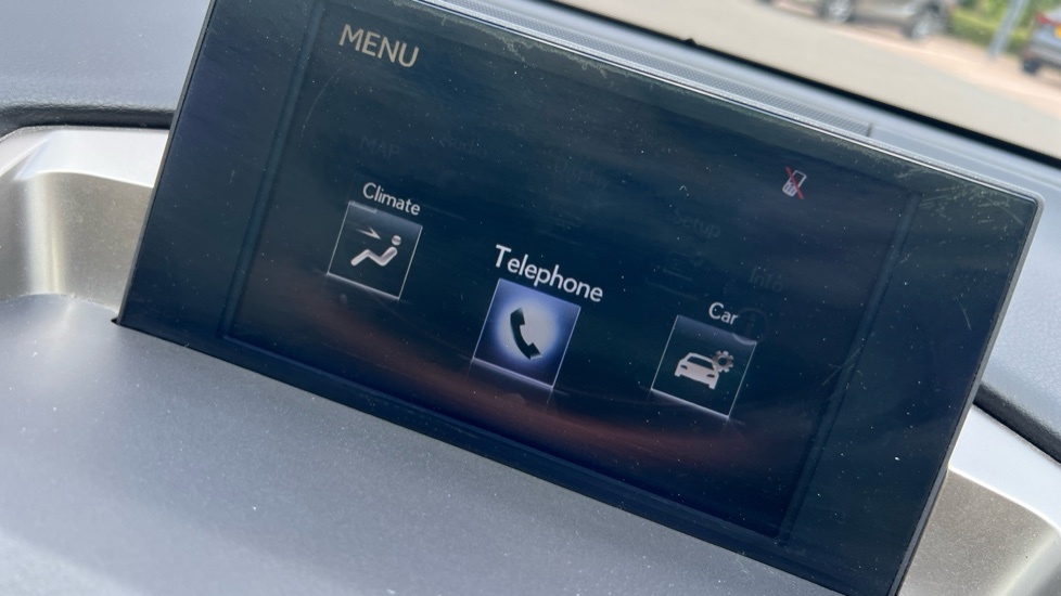 Lexus NX 300H 2.5 Luxury Cvt Nav White #51