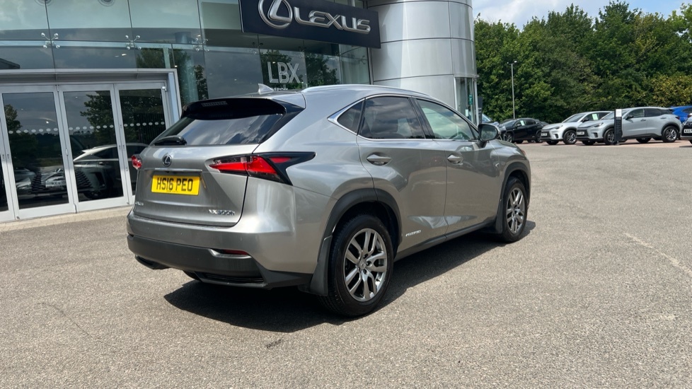 Lexus NX 300H 2.5 Luxury Cvt Nav White #25