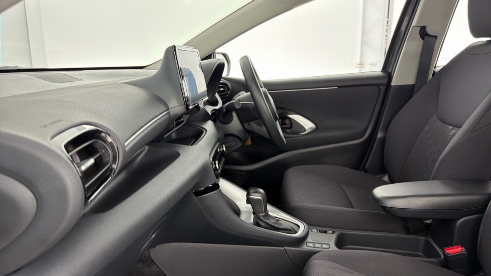 Toyota Yaris 1.5 Vvt-h Icon E-cvt Euro 6 Ss Grey #5