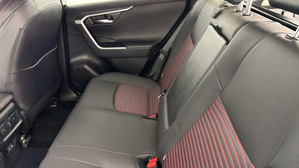 Toyota Rav 4 Design Black #15
