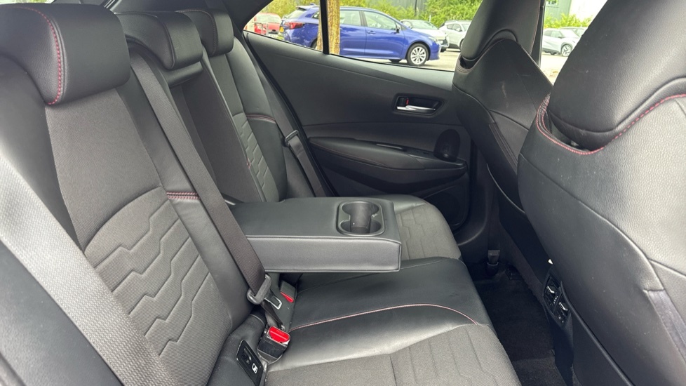 Toyota Corolla 2.0 Vvt-h Excel Hatchback Red #8