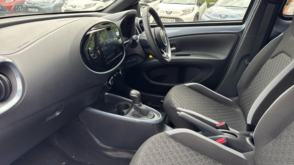 Toyota Aygo X 1.0 Vvt-i Edge X-shift Euro 6 Ss GK74NVD Grey #5
