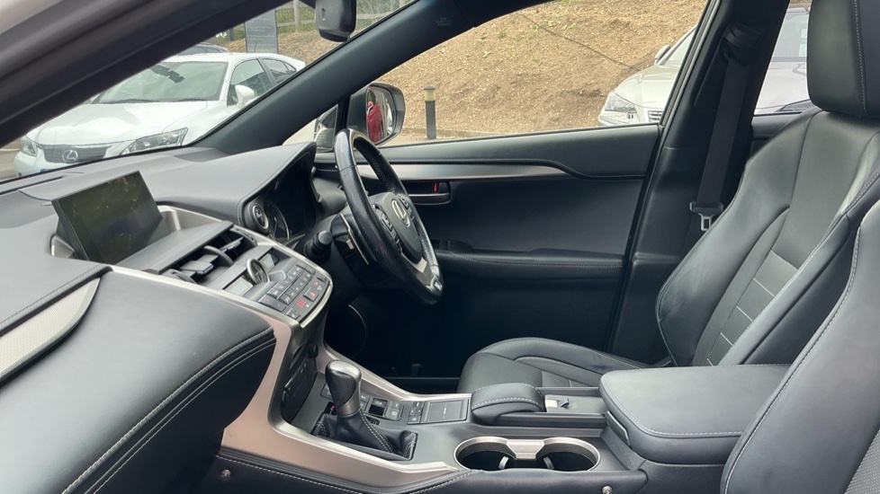 Lexus NX 2.5 300H F Sport E-cvt 4Wd Euro 6 Ss White #6