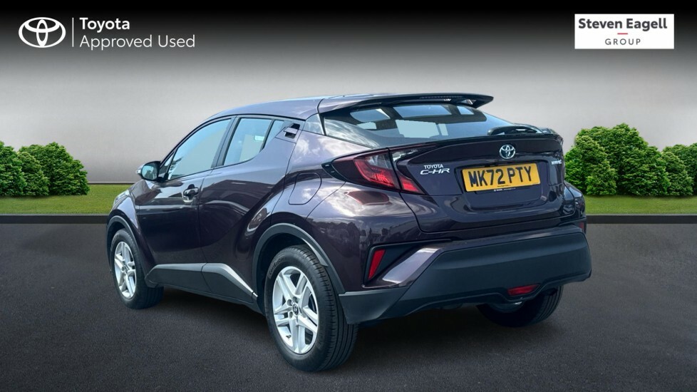 Toyota C-Hr Excel White #4