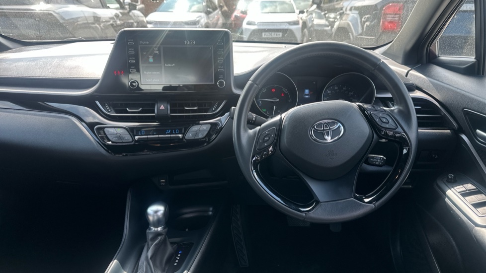 Toyota C-Hr Excel White #7