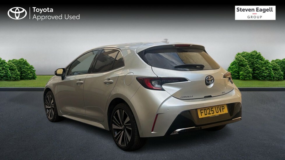 Toyota Corolla 1.8 Vvt-h Design Cvt Euro 6 Ss FD25UVP Silver #4