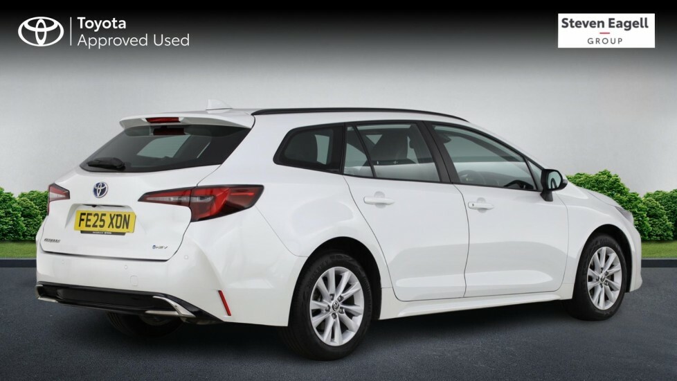 Toyota Corolla 1.8 Vvt-h Icon Touring Sports Cvt Euro 6 Ss White #2