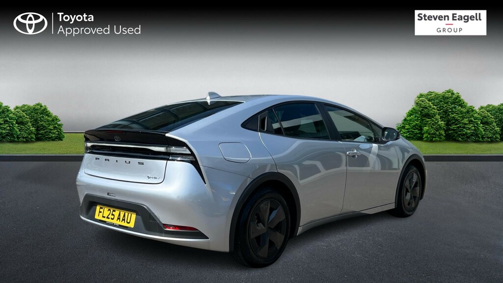 Toyota Prius 2.0 13.6Kwh Design Cvt Euro 6 Ss Silver #2