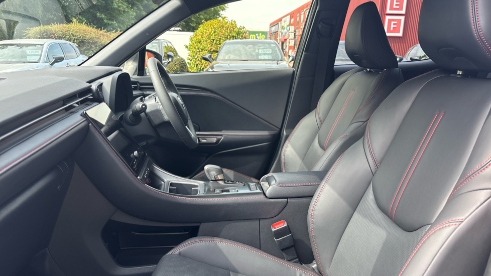 Lexus LBX 1.5 Vvt-ie Premium Plus E-cvt Euro 6 Ss Black #6