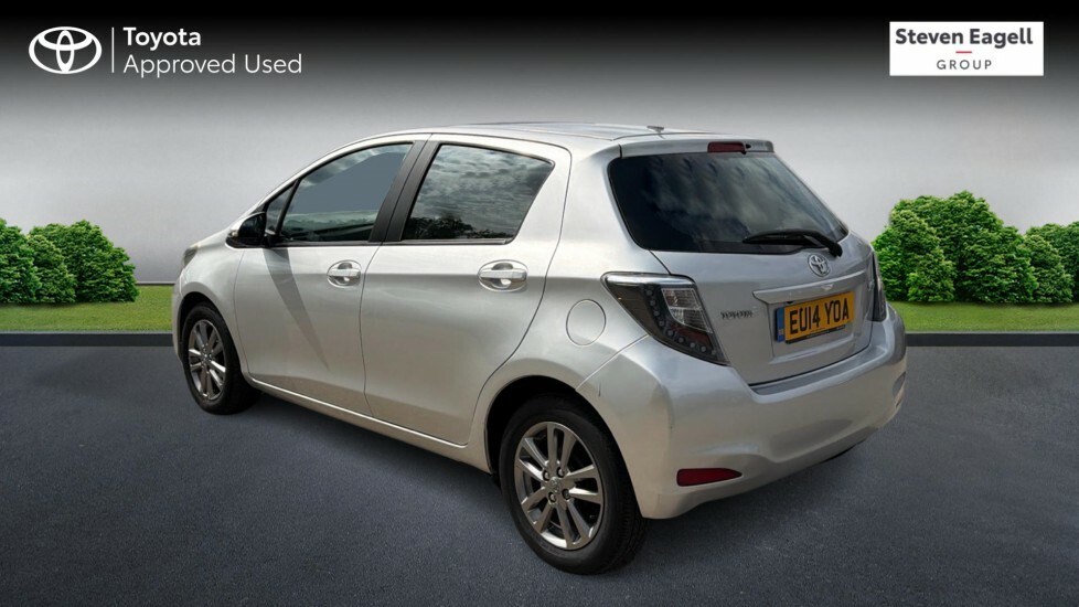 Toyota Yaris 1.33 Dual Vvt-i Icon Plus Hatchback Mul Silver #4