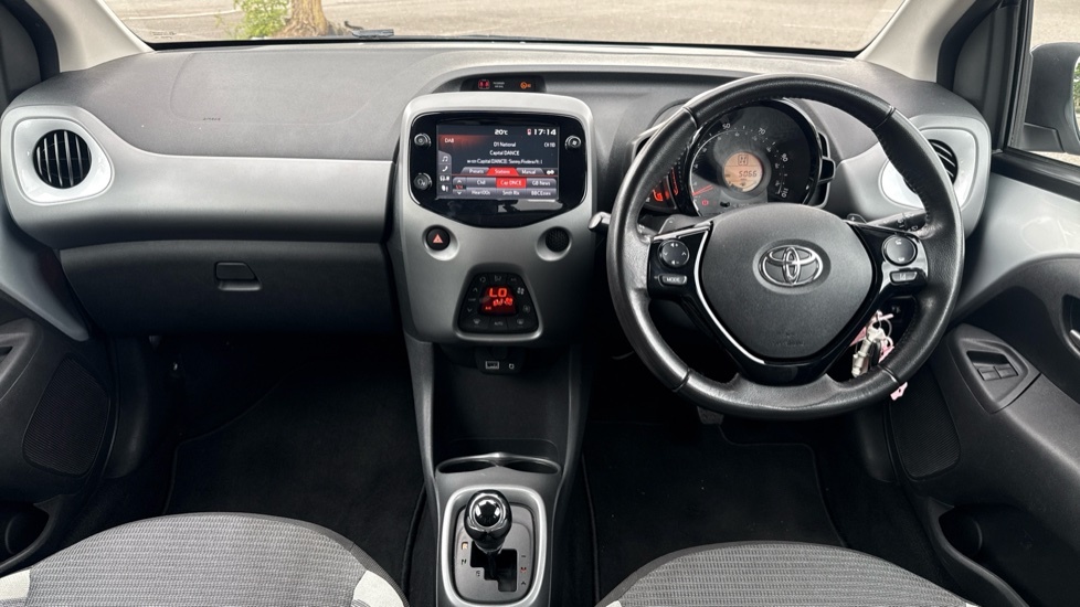 Toyota Aygo 1.0 Vvt-i X-trend X-shift Euro 6 Safety Sense Silver #6
