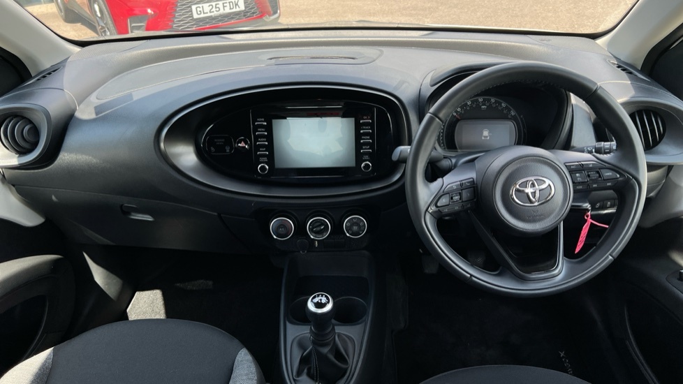 Toyota Aygo X 1.0 Vvt-i Pure Euro 6 Ss White #6