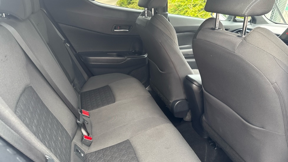 Toyota C-Hr Dynamic Grey #8