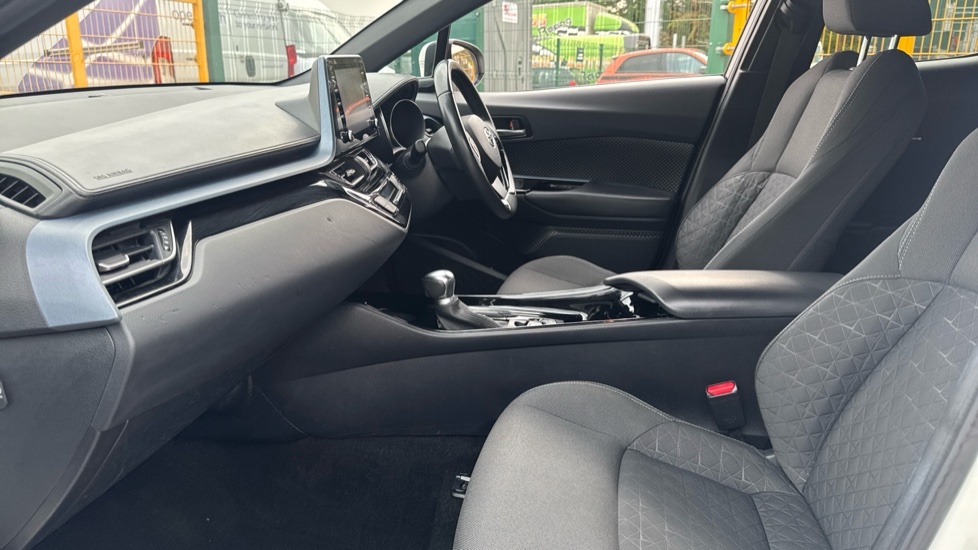 Toyota C-Hr Dynamic Grey #5
