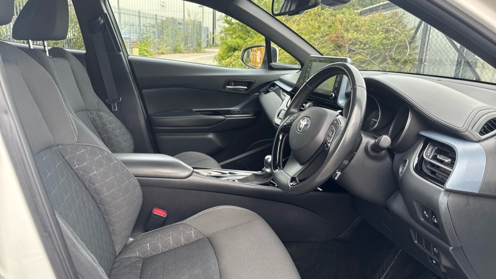 Toyota C-Hr Dynamic Grey #12