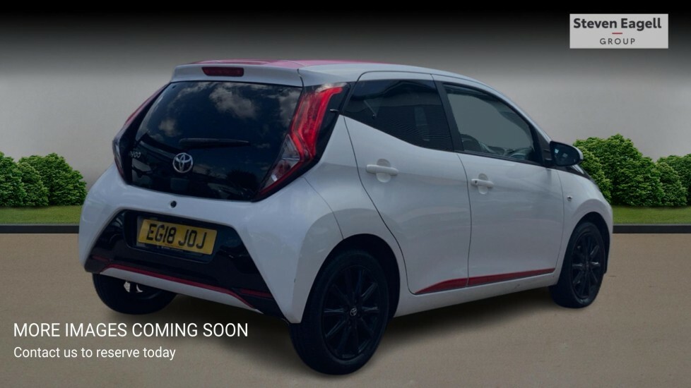 Toyota Aygo Hatchback Blue #4