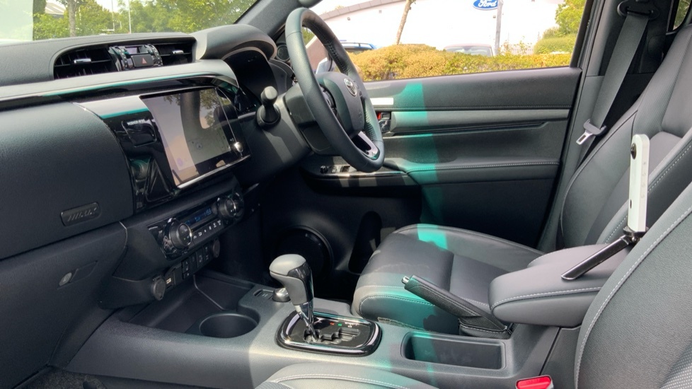 Toyota HILUX 2.8 D-4d-h Invincible X 4Wd Euro 6 Grey #5