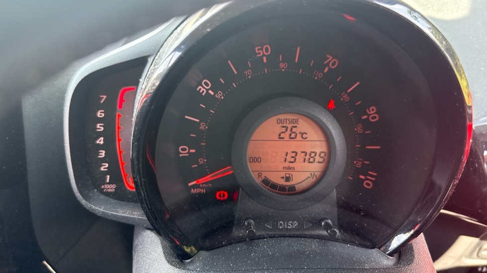 Toyota Aygo Hatchback 1.0 White #11