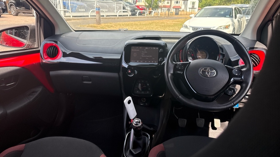 Toyota Aygo 1.0 Vvt-i X-cite 4 Red Bi-tone Euro 6 Red #6