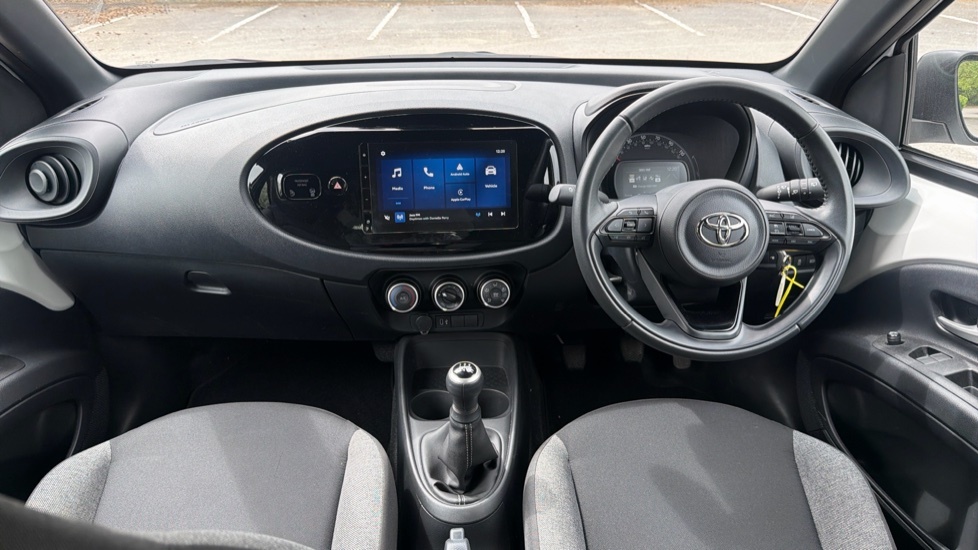 Toyota Aygo X 1.0 Vvt-i Pure Euro 6 Ss White #6