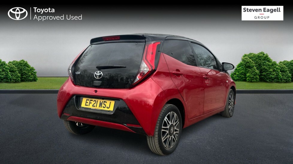 Toyota Aygo 1.0 Vvt-i X-clusiv X-shift Euro 6 Red #2