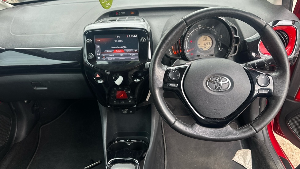 Toyota Aygo 1.0 Vvt-i X-clusiv X-shift Euro 6 Red #5