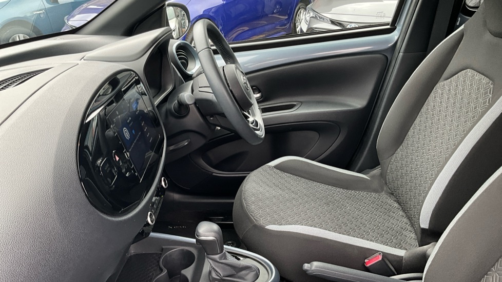 Toyota Aygo X 1.0 Vvt-i Edge X-shift Euro 6 Ss Grey #5