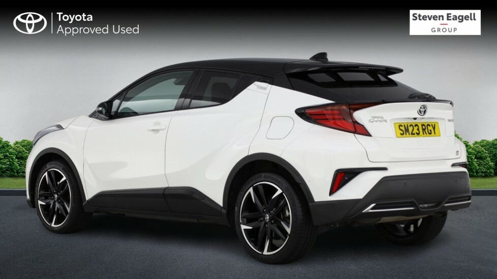Toyota C-Hr 2.0 Vvt-h Gr Sport Suv Hybrid Cvt Euro White #4