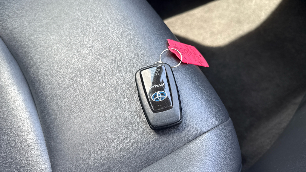 Toyota Rav 4 Rav4 Excel Hev Cvt Red #27