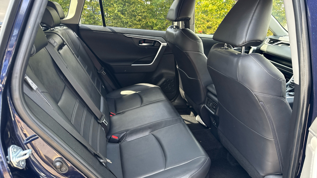 Toyota Rav 4 Rav4 Excel Hev Cvt Red #8