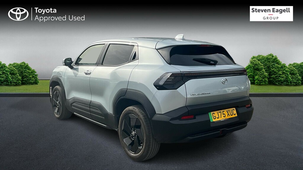 Toyota Urban Cruiser 61Kwh Design Suv 174 Ps Silver #4