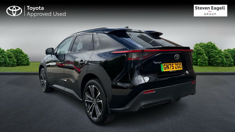 Toyota bZ4X 71.4Kwh Vision Suv 11Kw Obc 2 Black #4