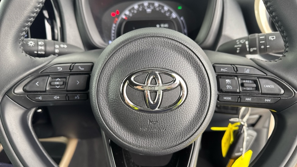 Toyota Aygo X Pure Automatic White #10