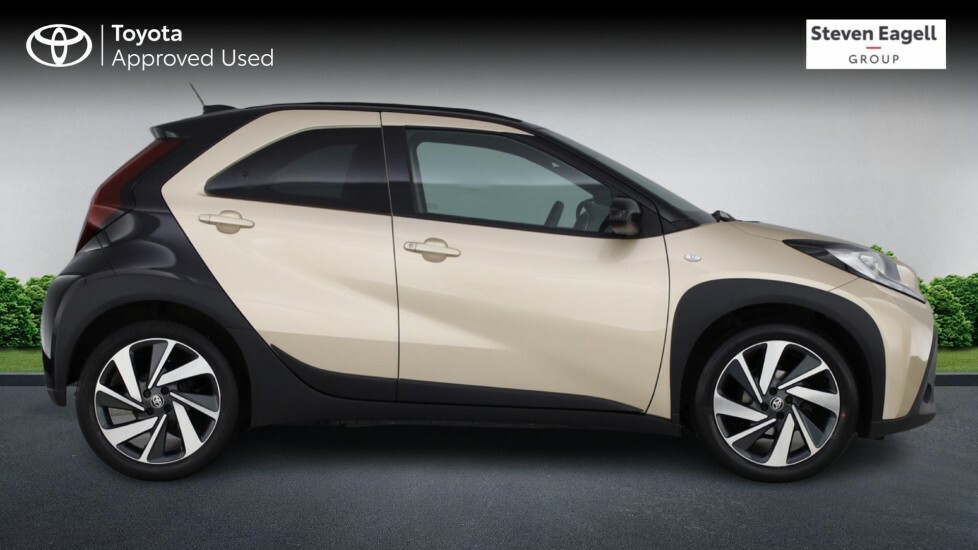 Toyota Aygo X Pure Automatic White #23