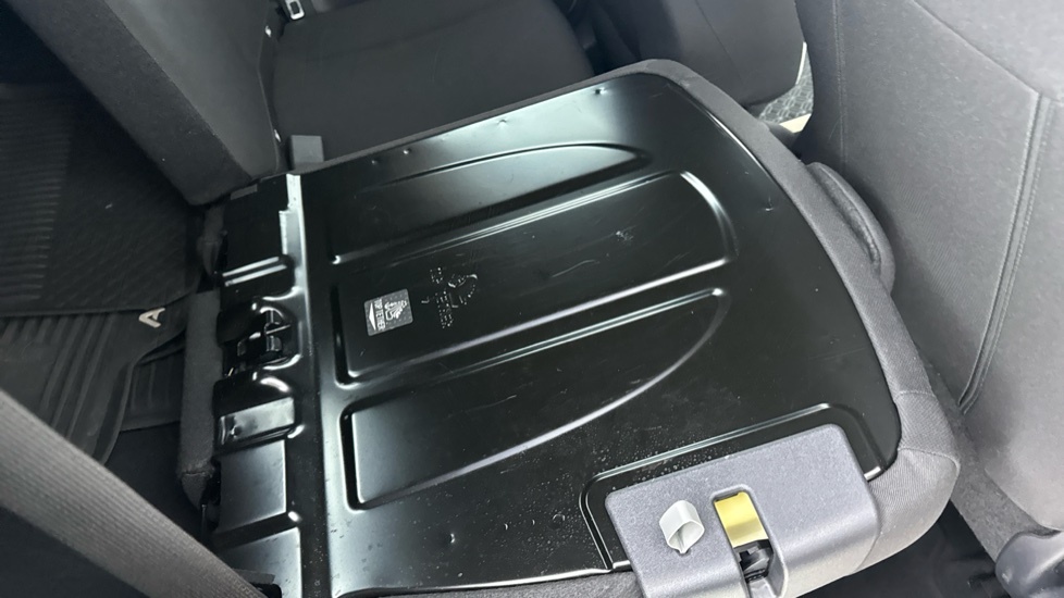 Toyota Aygo X Pure Automatic White #18