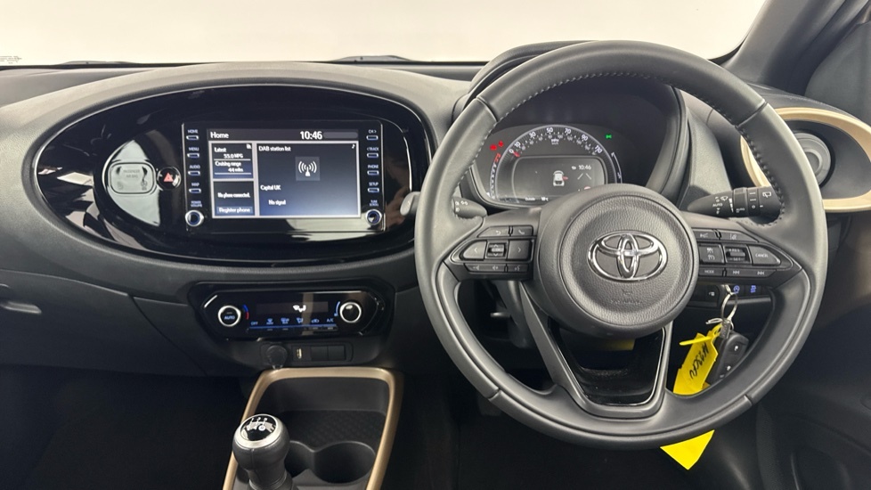 Toyota Aygo X Pure Automatic White #7