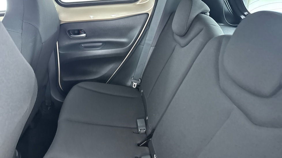 Toyota Aygo X Pure Automatic White #15