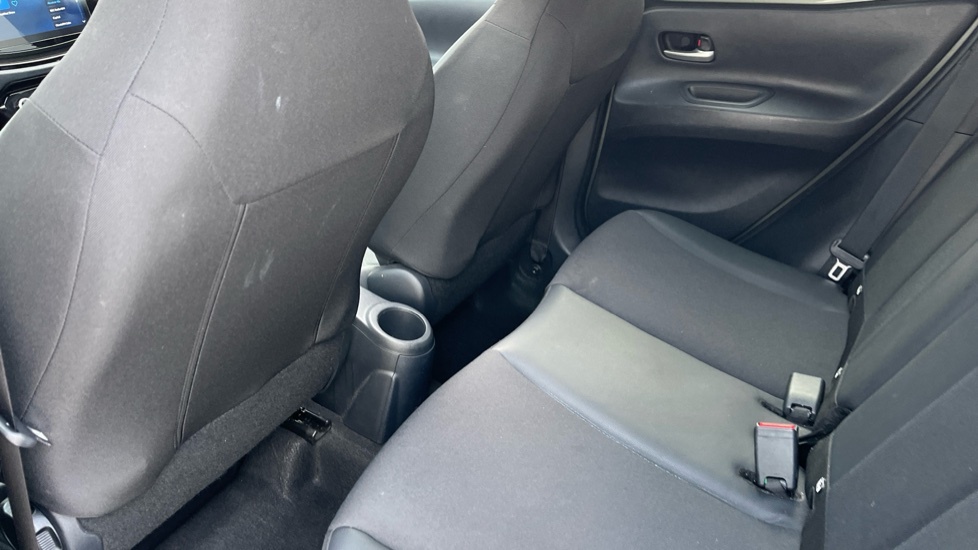 Toyota Aygo X Edge Beige #15
