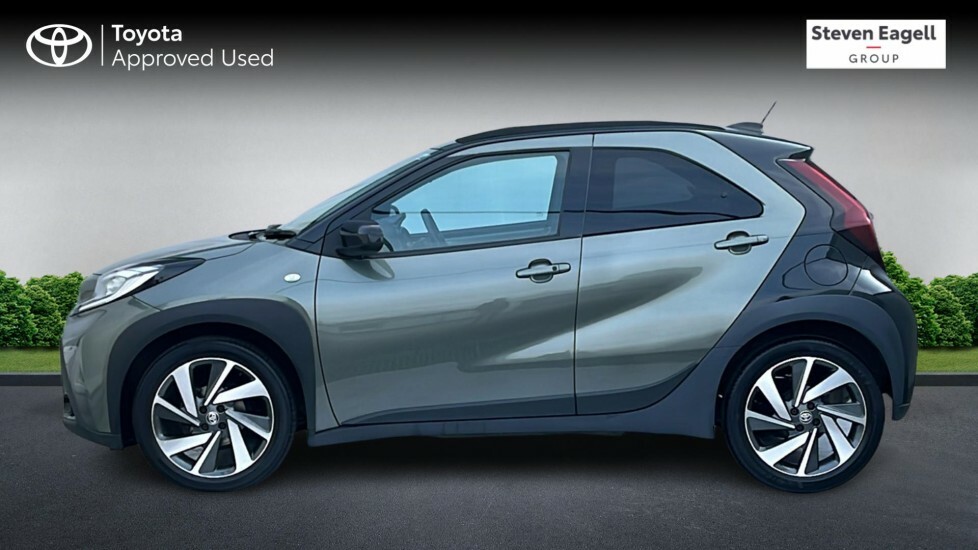 Toyota Aygo X Edge Beige #24