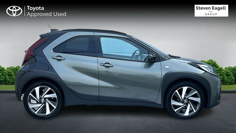 Toyota Aygo X Edge Beige #23